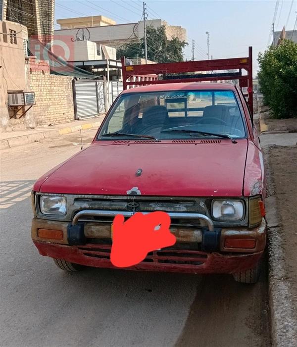 تويوتا هايلوكس 1990 للبيع في العراق -  بغداد